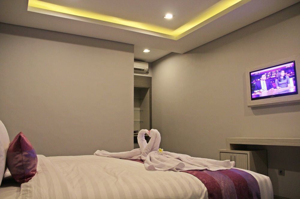 Transera Kamini Legian Hotel Exterior foto